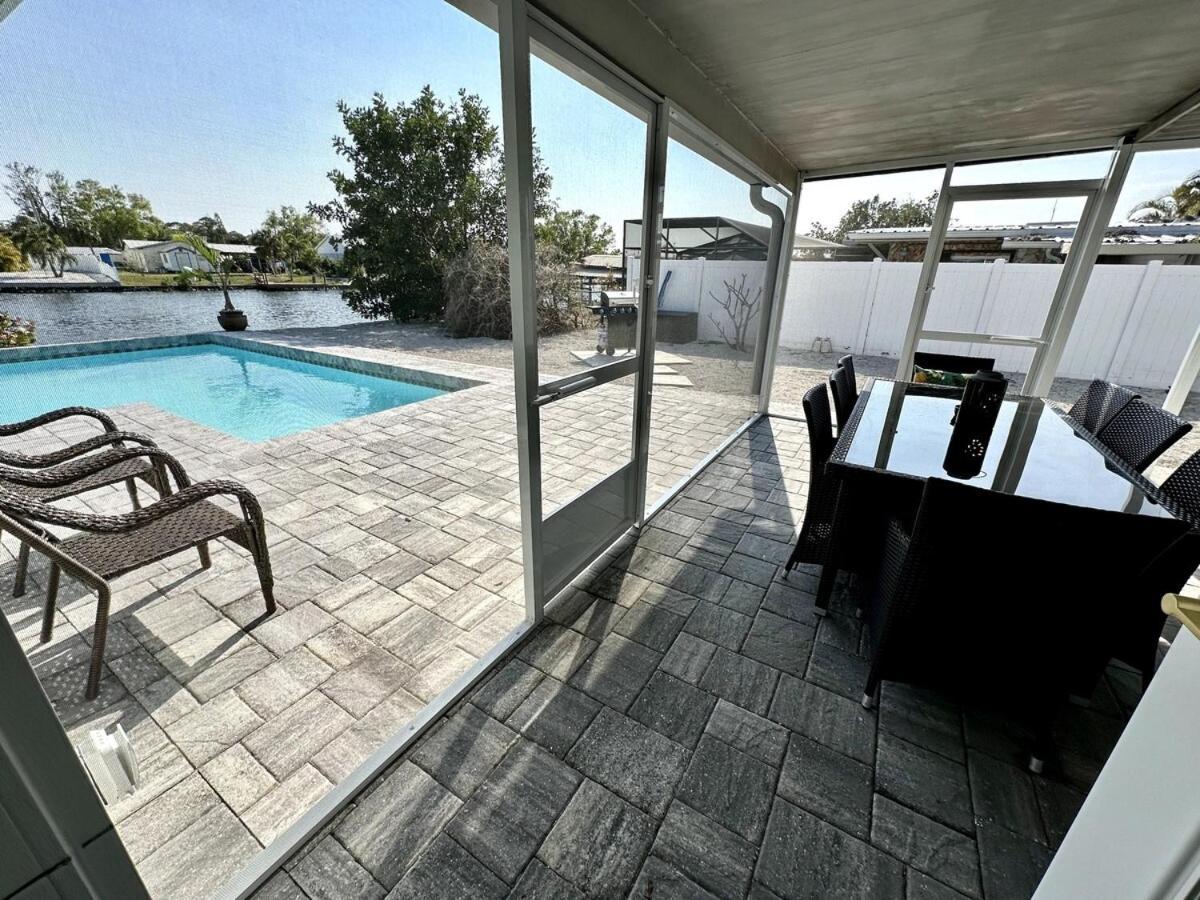 Blue Heron House, Private 4 Bedroom Waterfront W Heated Pool And Fire Pit Ruskin Bagian luar foto